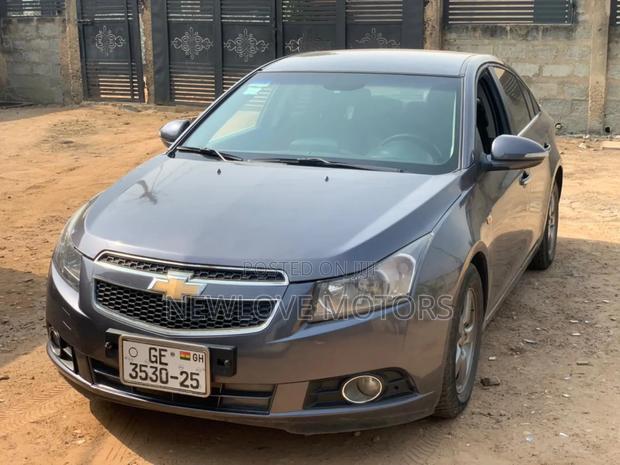Chevrolet Cruze 2012 Silver