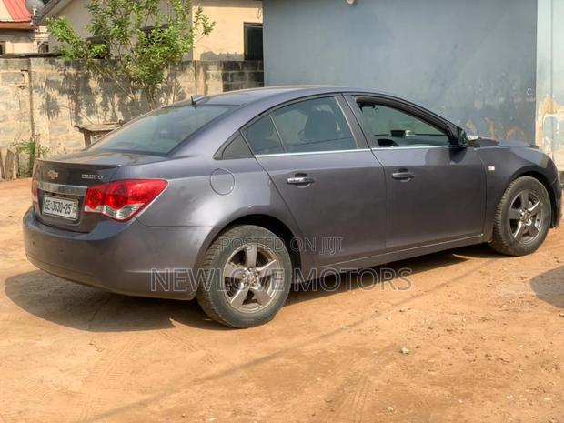 Chevrolet Cruze 2012 Silver