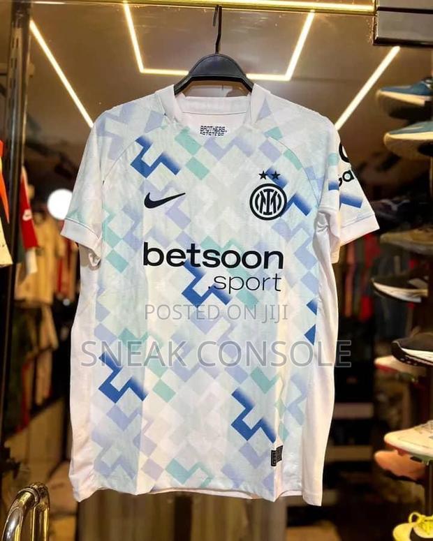 Jersey Tops Available