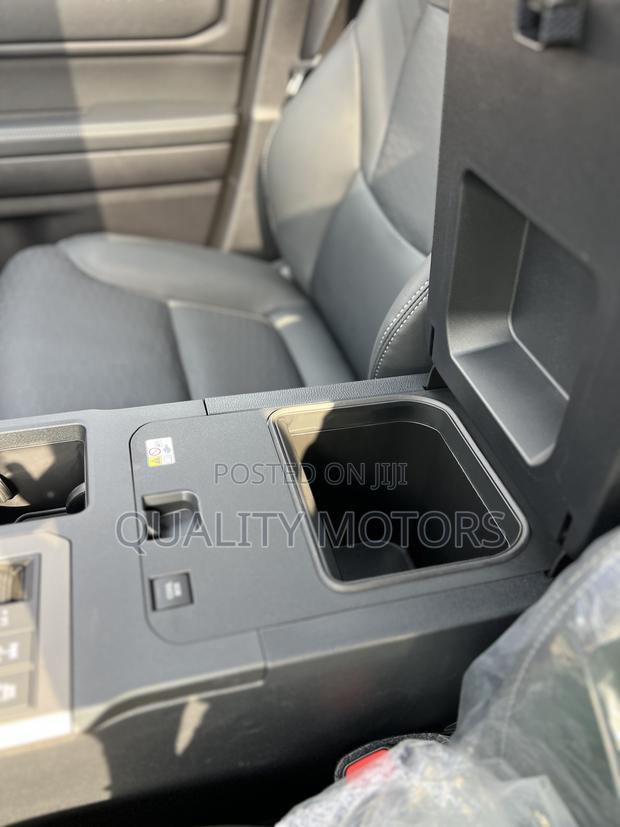 New Toyota Land Cruiser Prado 2.8 2025 Black photo 13