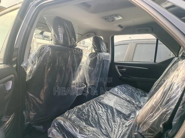 New Toyota Fortuner 2024 Black photo 3