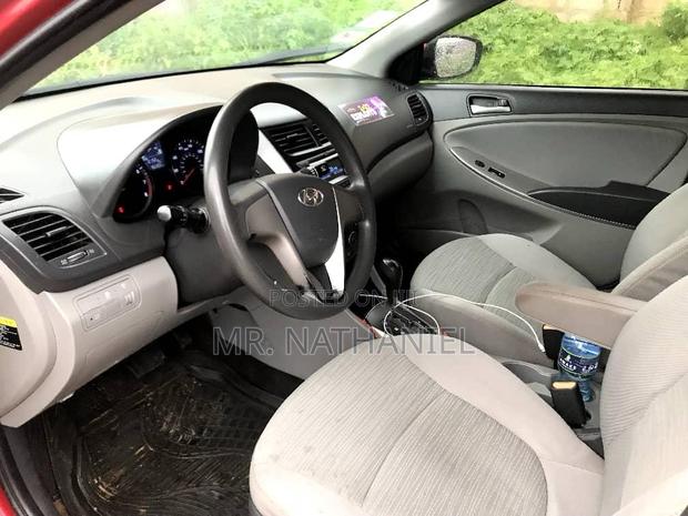 Hyundai Accent 2014 Red photo 4