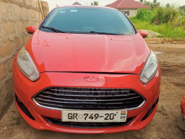 Ford Fiesta SE 4dr Sedan (1.6L 4cyl 5M) 2015 Red