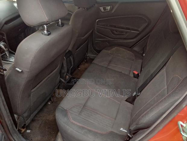 Ford Fiesta SE 4dr Sedan (1.6L 4cyl 5M) 2015 Red