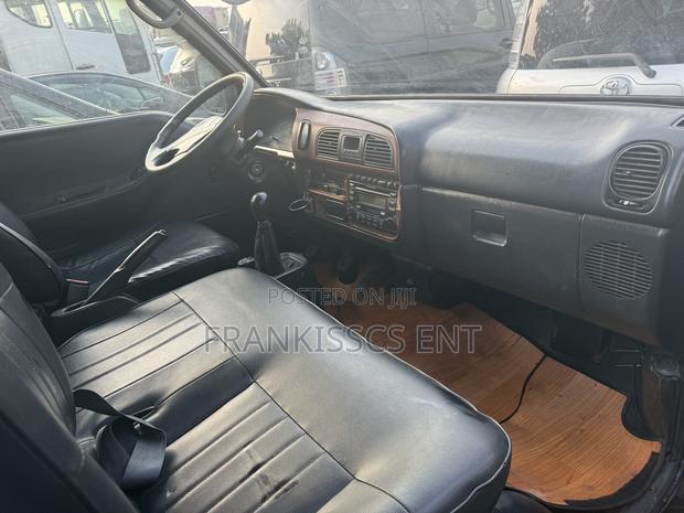 Hyundai H-100 2004 Blue photo 7