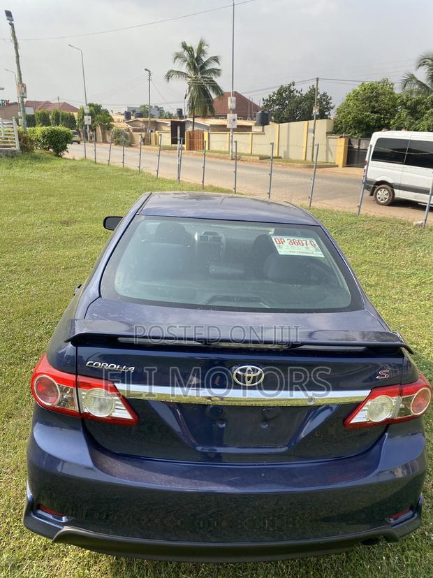 Toyota Corolla LE 4dr Sedan (1.8L 4cyl 4A) 2013 photo 12