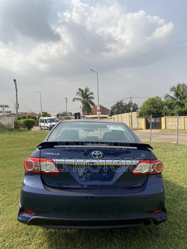 Toyota Corolla LE 4dr Sedan (1.8L 4cyl 4A) 2013 photo 16