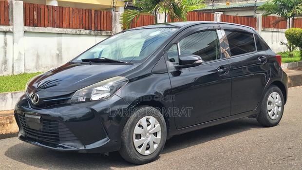 Toyota Vitz 1.3 AWD 5dr 2014 Black
