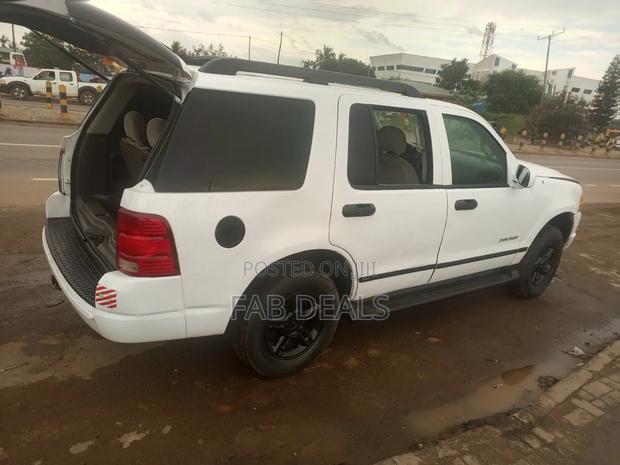 Ford Explorer Limited 4.0 4x4 2005 White
