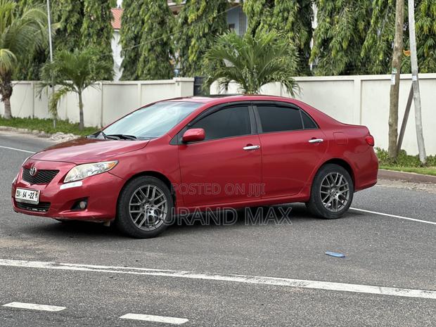 Toyota Corolla XLE 4dr Sedan (1.8L 4cyl 4A) 2010