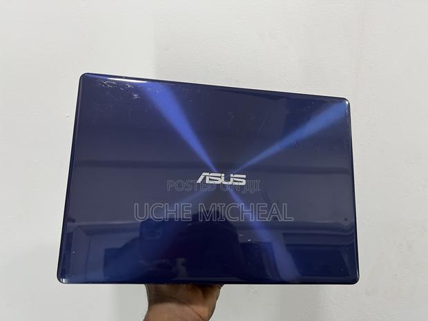 Laptop Asus ZenBook UX330UA 4GB Intel Core I3 SSD 256GB photo 2