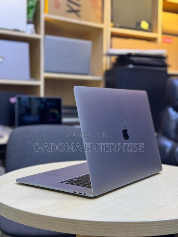 Laptop Apple MacBook Pro 2019 16GB Intel Core I7 SSD 512GB photo 7