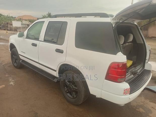 Ford Explorer Limited 4.0 4x4 2005 White