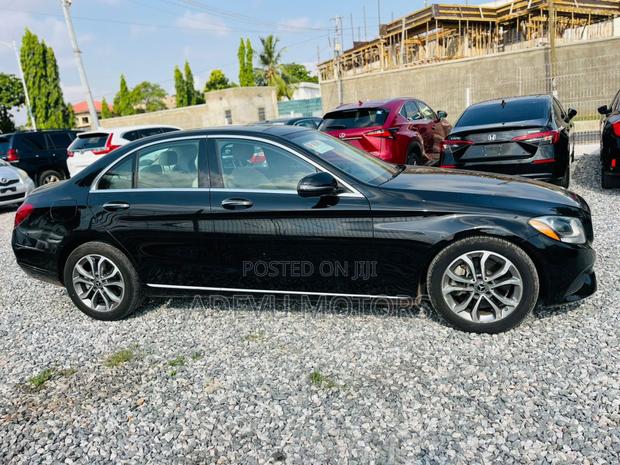 Mercedes-Benz C300 Base C300 AWD 4MATIC Sedan 2018 Black photo 4
