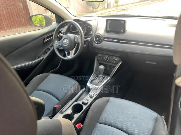 Toyota Yaris iA 1.5 FWD 2017 Red