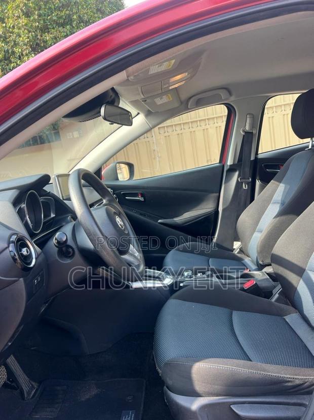 Toyota Yaris iA 1.5 FWD 2017 Red