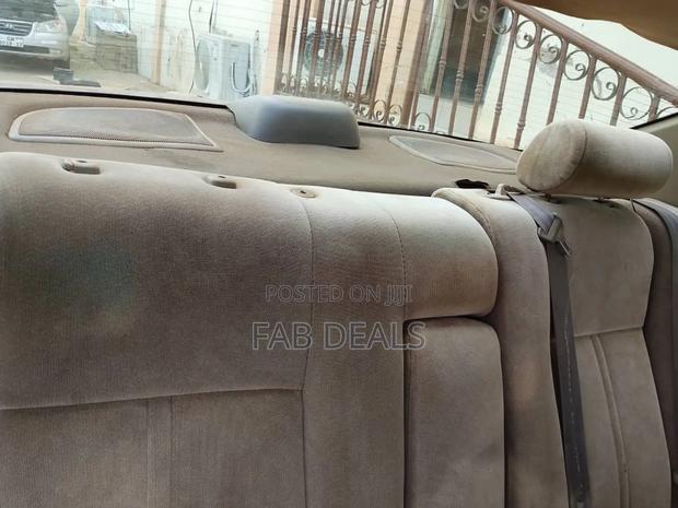 Toyota Camry 2000 Red