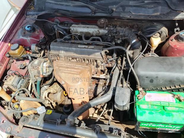 Toyota Camry 2000 Red