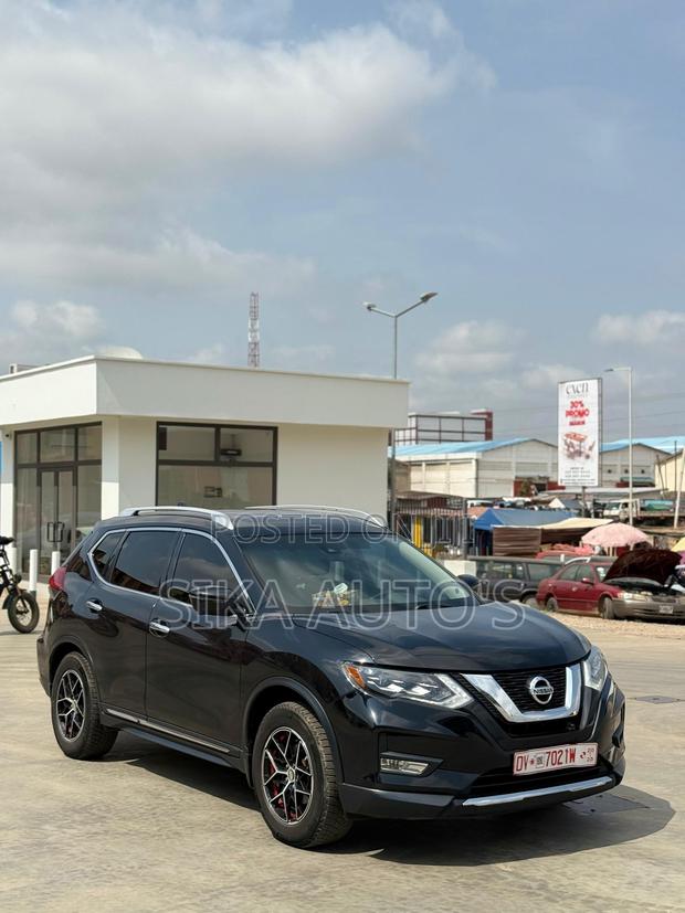 Nissan Rogue SL AWD 2018 Black photo 2
