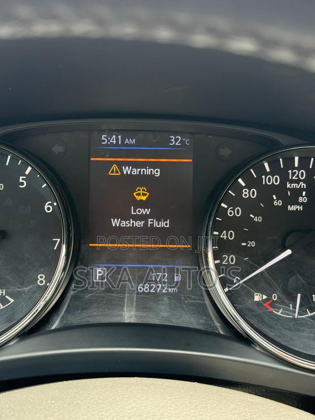 Nissan Rogue SL AWD 2018 Black photo 11