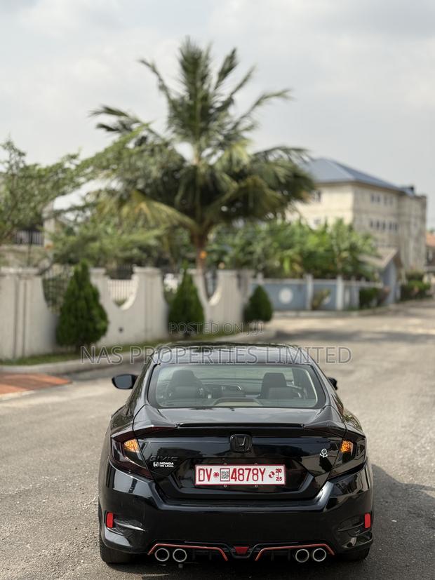 Honda Civic EX-T Sedan 2018 Black photo 11