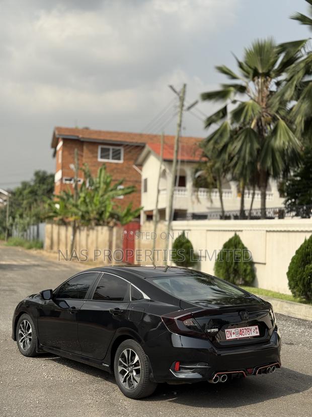 Honda Civic EX-T Sedan 2018 Black photo 10