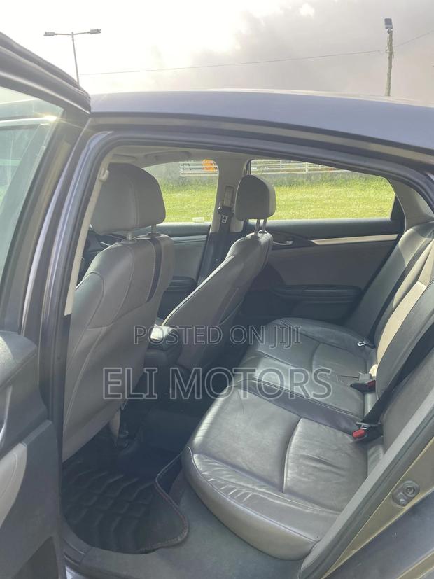 Honda Civic EX-L 2dr Coupe (1.5L 4cyl) 2017 Gray photo 9