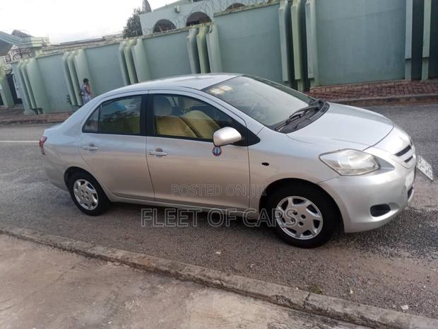 Toyota Belta 2012 Gray