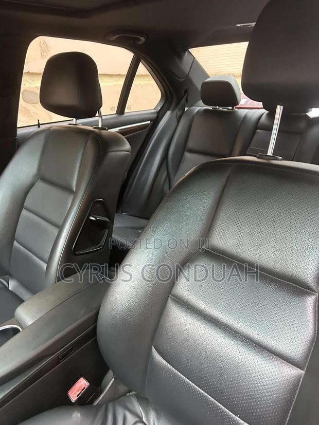 Mercedes-Benz C300 2013 Brown photo 8