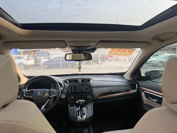 Honda CR-V Touring AWD 2018 Gray