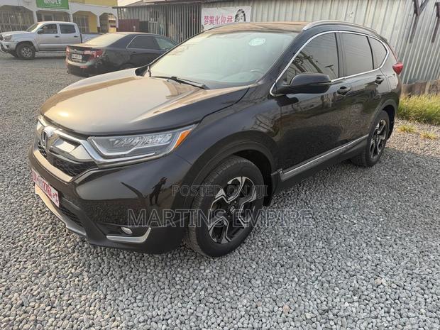 Honda CR-V Touring AWD 2018 Gray