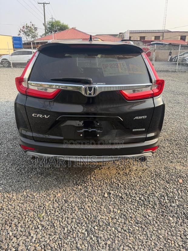 Honda CR-V Touring AWD 2018 Gray