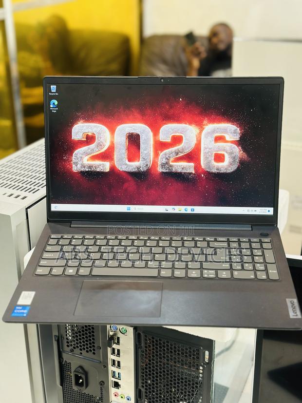 Laptop Lenovo V15 G4 8GB Intel Core i5 SSD 512GB