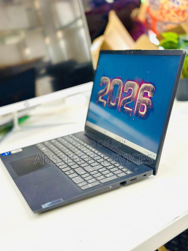 Laptop Lenovo V15 G4 8GB Intel Core i5 SSD 512GB photo 8