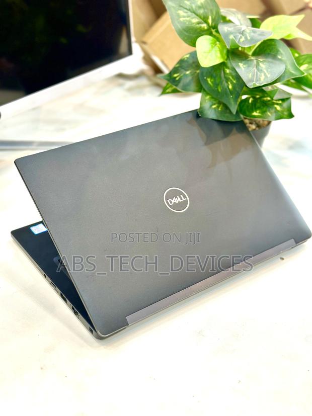 Laptop Dell Latitude 7390 8GB Intel Core i5 SSD 256GB photo 3