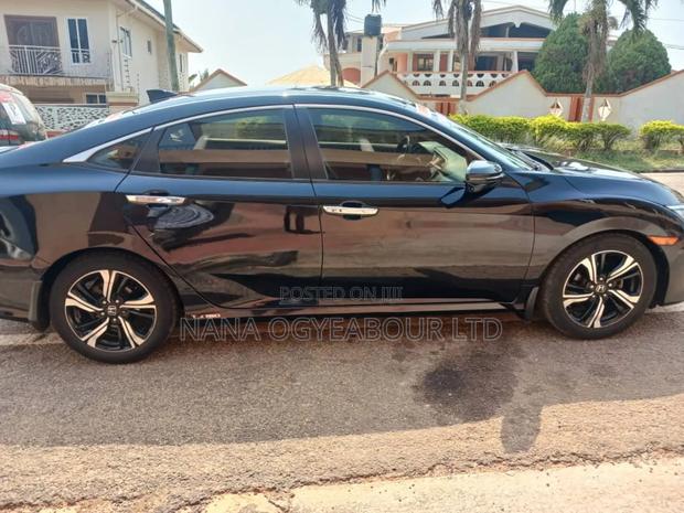 Honda Civic Touring 4dr Sedan (1.5L 4cyl) 2017 Black