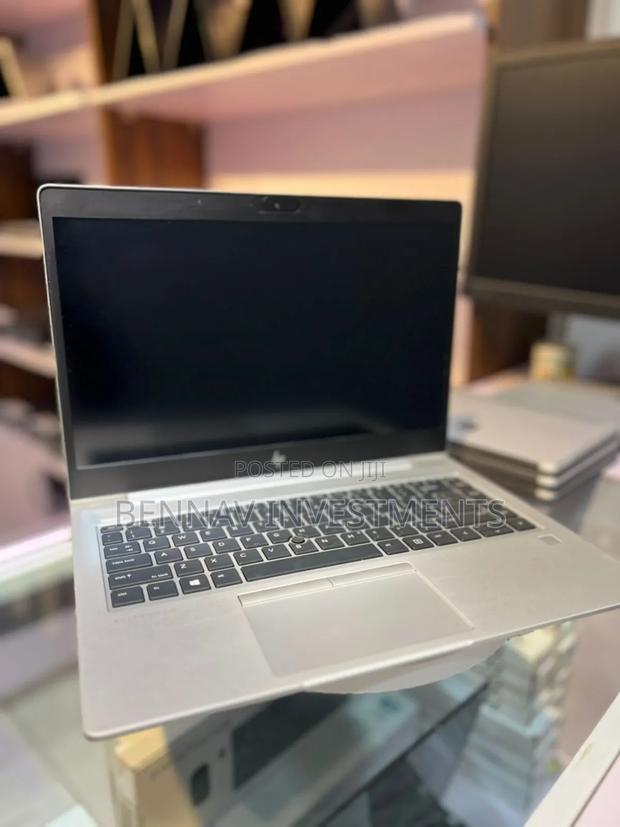 Laptop HP EliteBook 745 G5 8GB AMD Ryzen 3 SSD 256GB photo 2