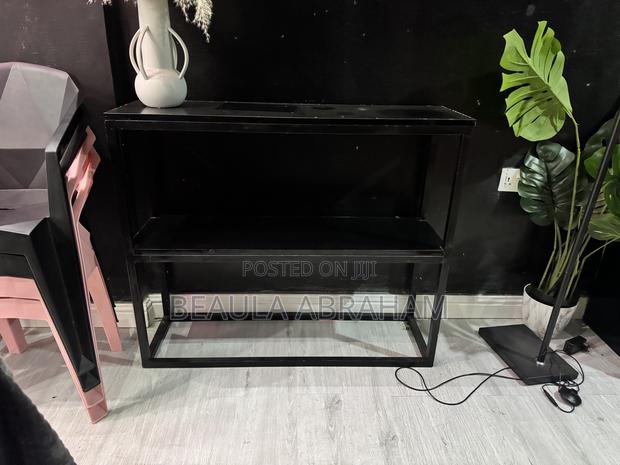 Room Console photo 5