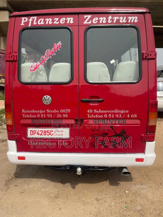 Volkswagen LT 2004 Red photo 3