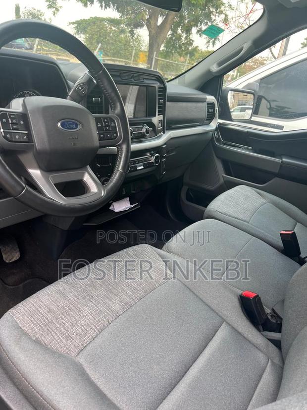 Ford F-150 2022 Blue photo 3