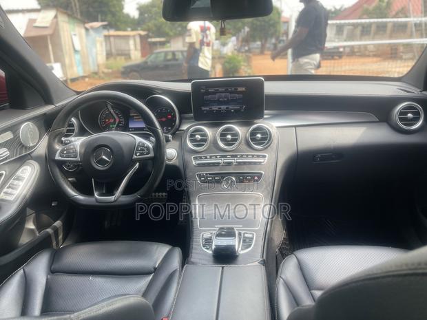 Mercedes-Benz C300 2016 Red photo 5