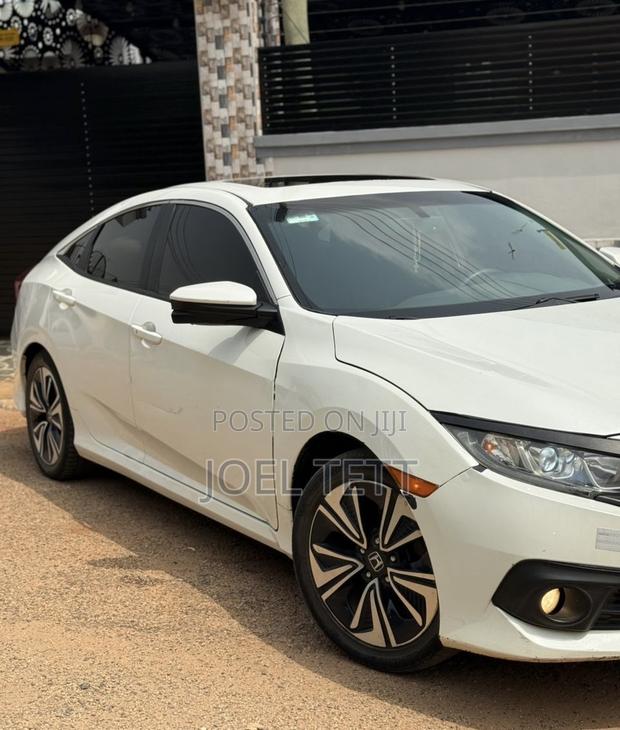 Honda Civic 2018 White