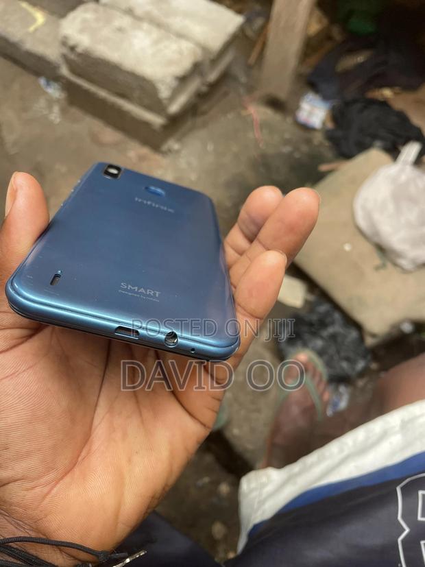Infinix Smart 4 16 GB Blue photo 2