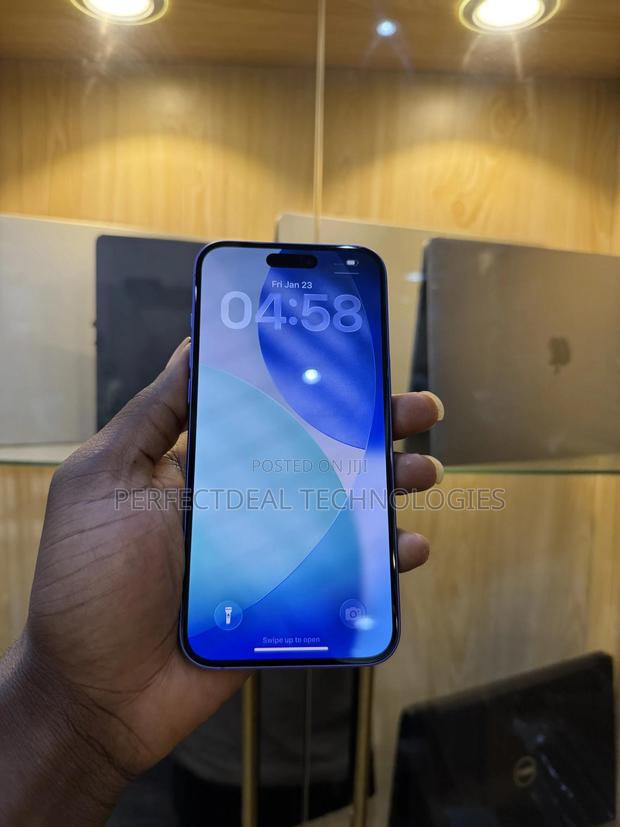 New Apple iPhone 16 Plus 128 GB Blue photo 4