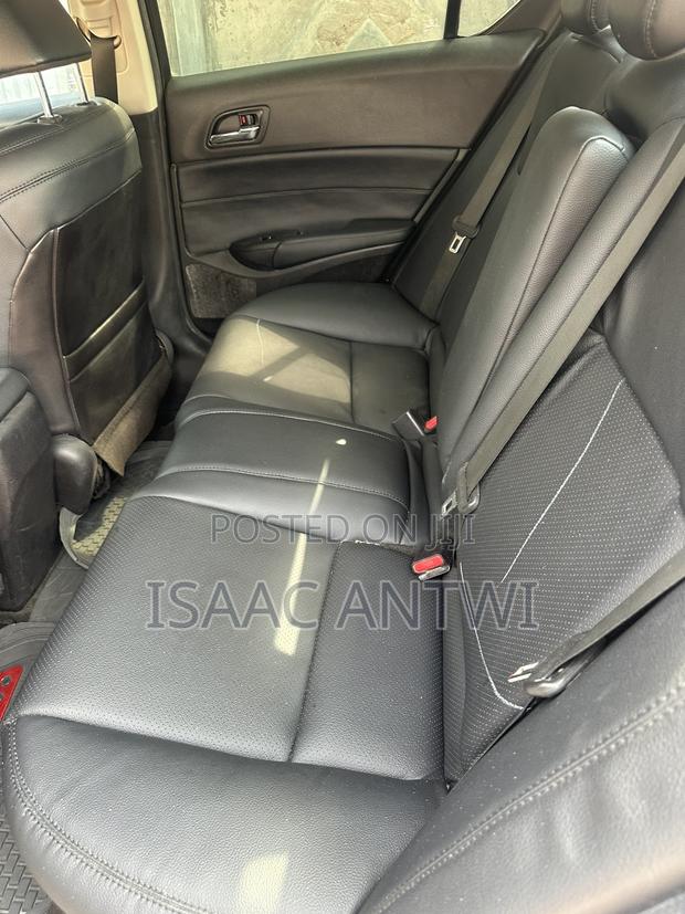 Acura ILX Base FWD (2.0L 4cyl 5A) 2014 White photo 3