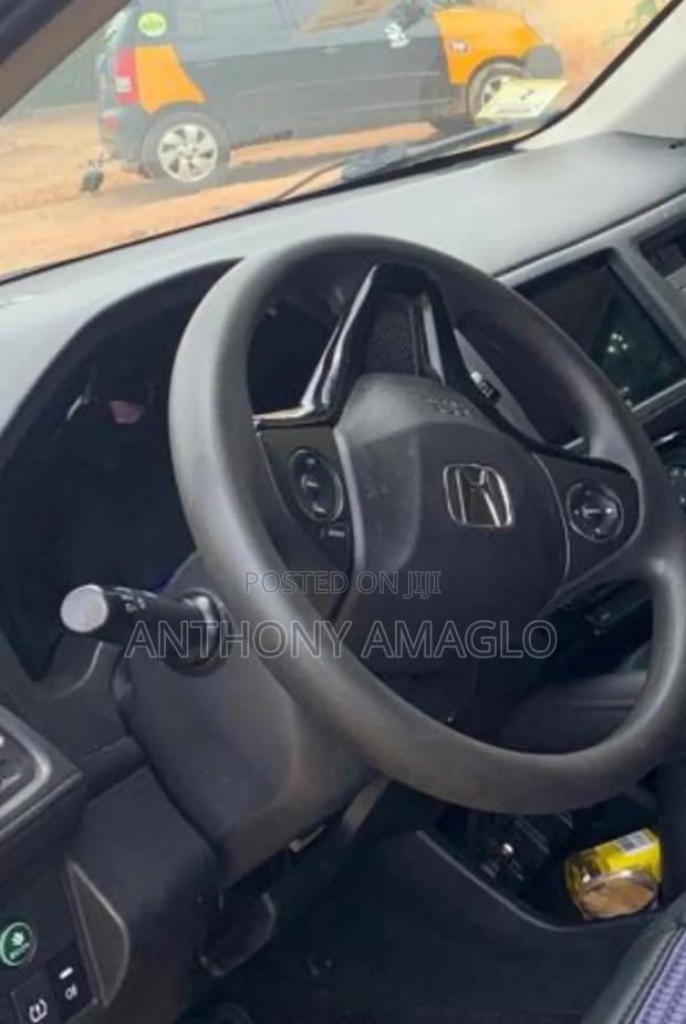 Honda HR-V 2018 Gray photo 3