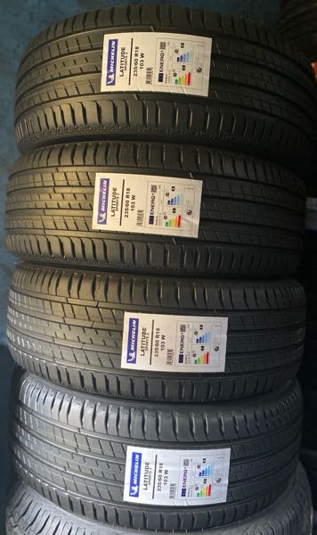 We sell all kinds of Car TYRES