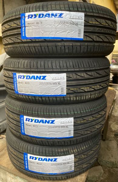 Michelin Bridgestone Dunlop Goodyear Pirelli Yokohama Kumho
