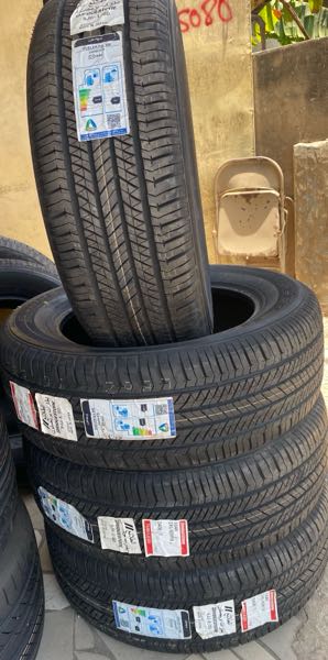 Michelin Bridgestone Dunlop Goodyear Pirelli Yokohama Kumho