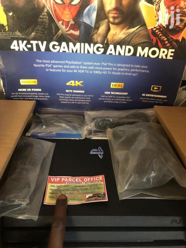 Play Station Pro · Photo 3
